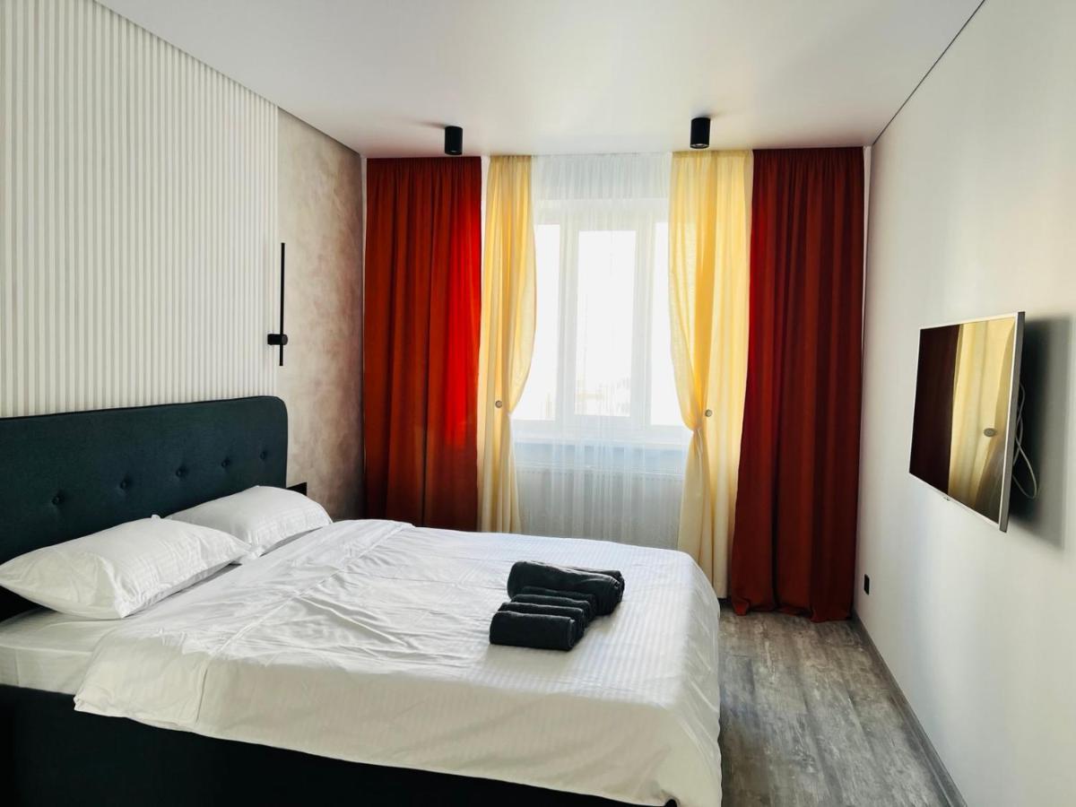 Gold Apartment Vysochana18 Ивано-Франкивск Екстериор снимка