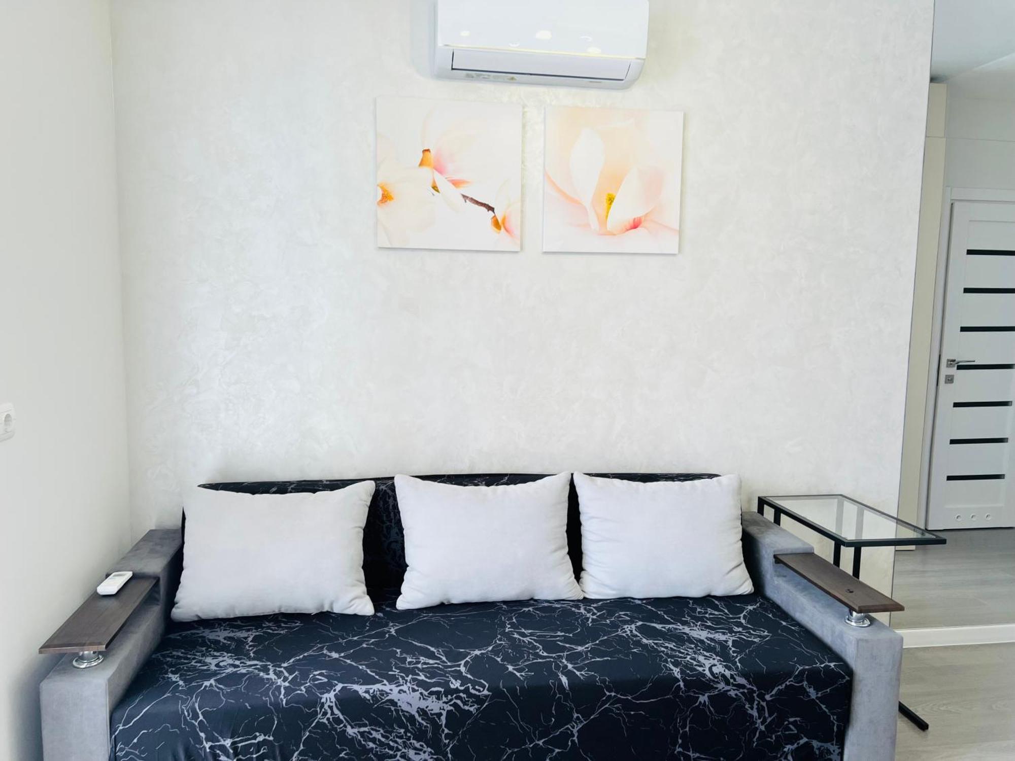 Gold Apartment Vysochana18 Ивано-Франкивск Екстериор снимка