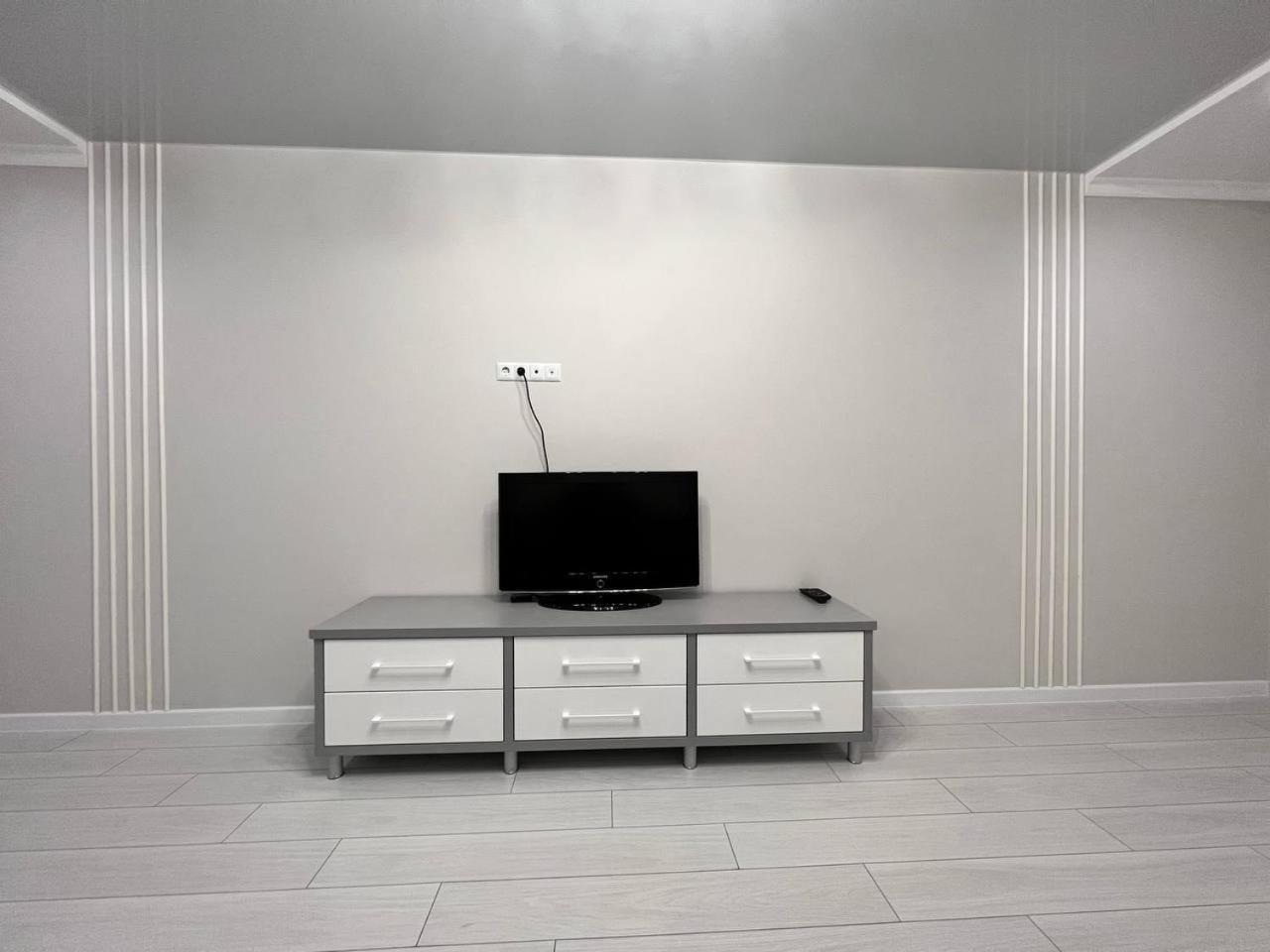 Gold Apartment Vysochana18 Ивано-Франкивск Екстериор снимка